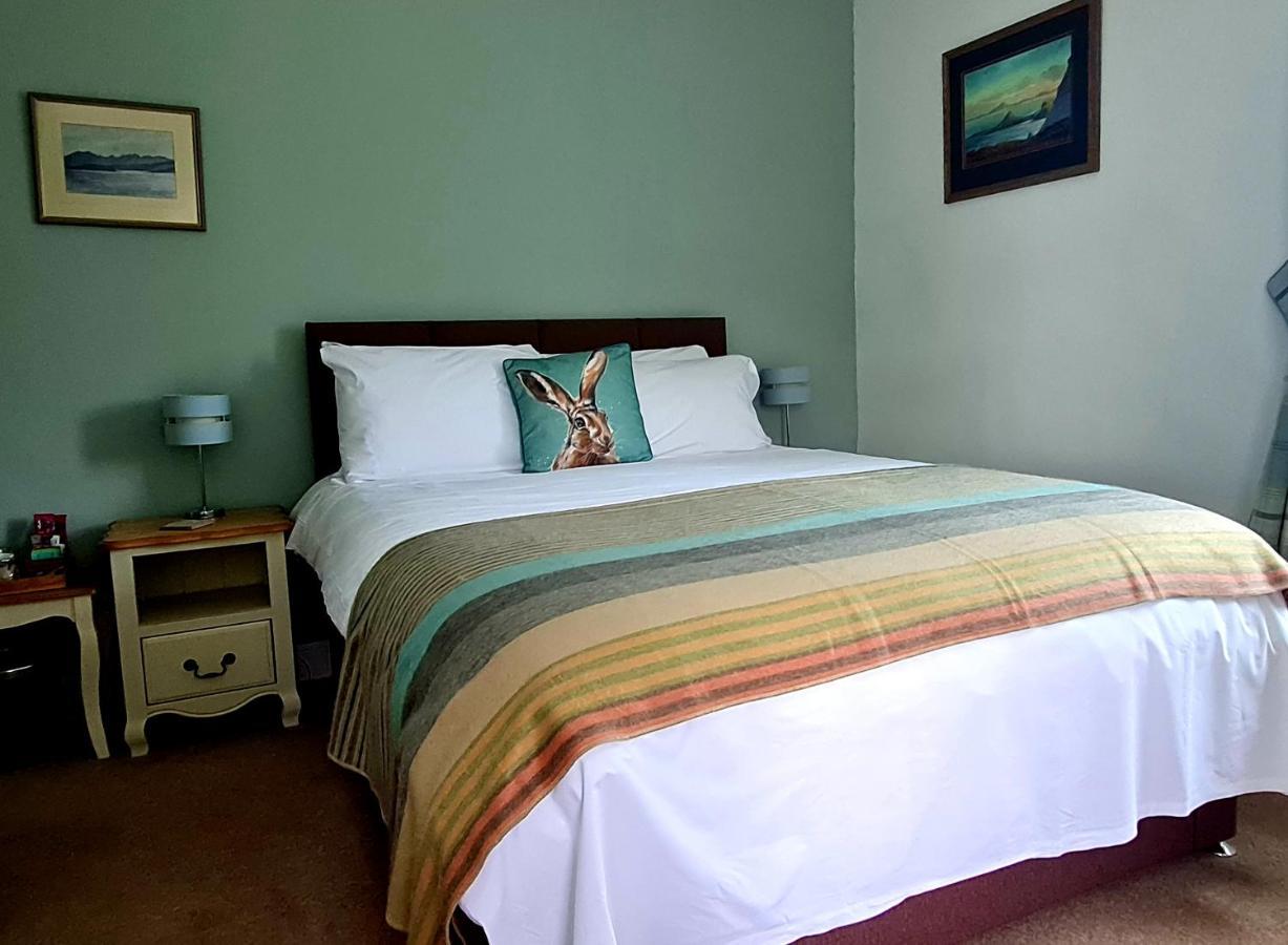Atholl House Skye Hotel Дънвеган Екстериор снимка