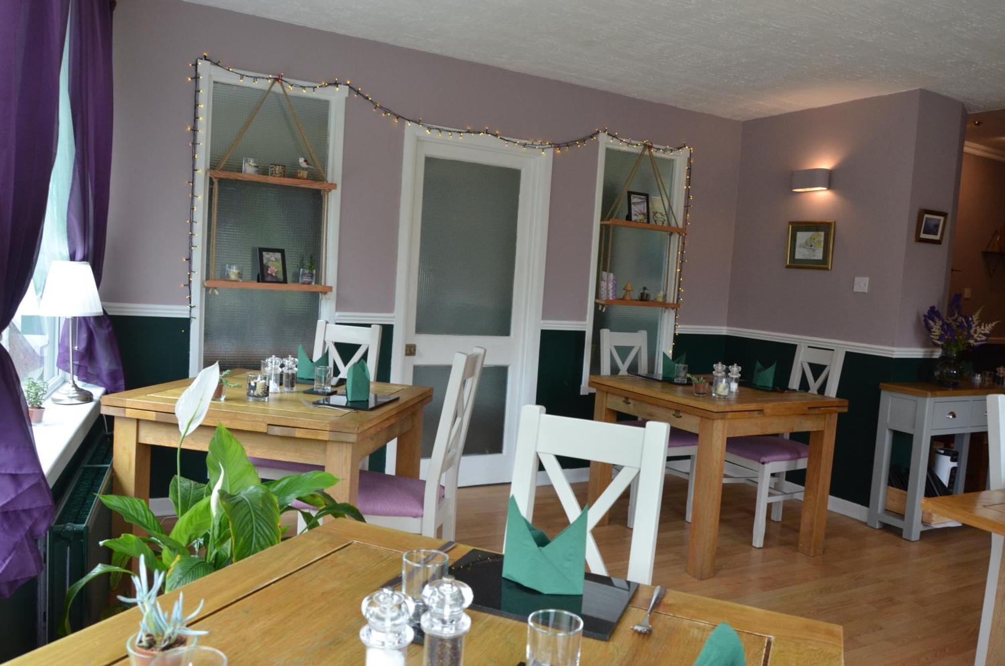 Atholl House Skye Hotel Дънвеган Екстериор снимка